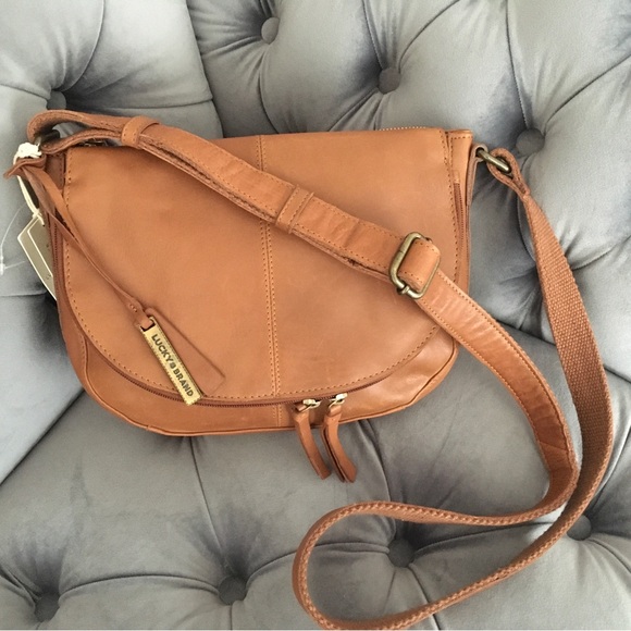 Lucky Brand NWT!!! Dev Leather Crossbody Bag - Picture 3 of 10